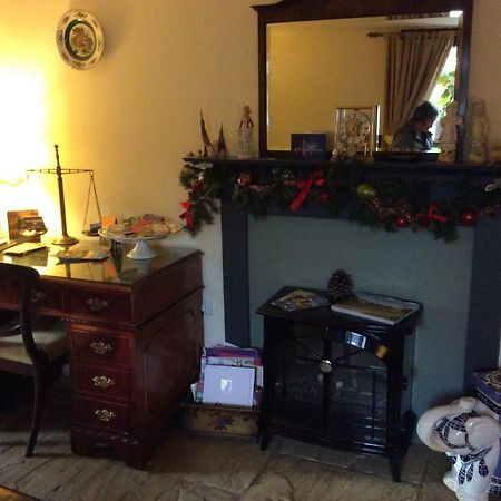 West End Cottage And Shippon Eyam Bagian luar foto