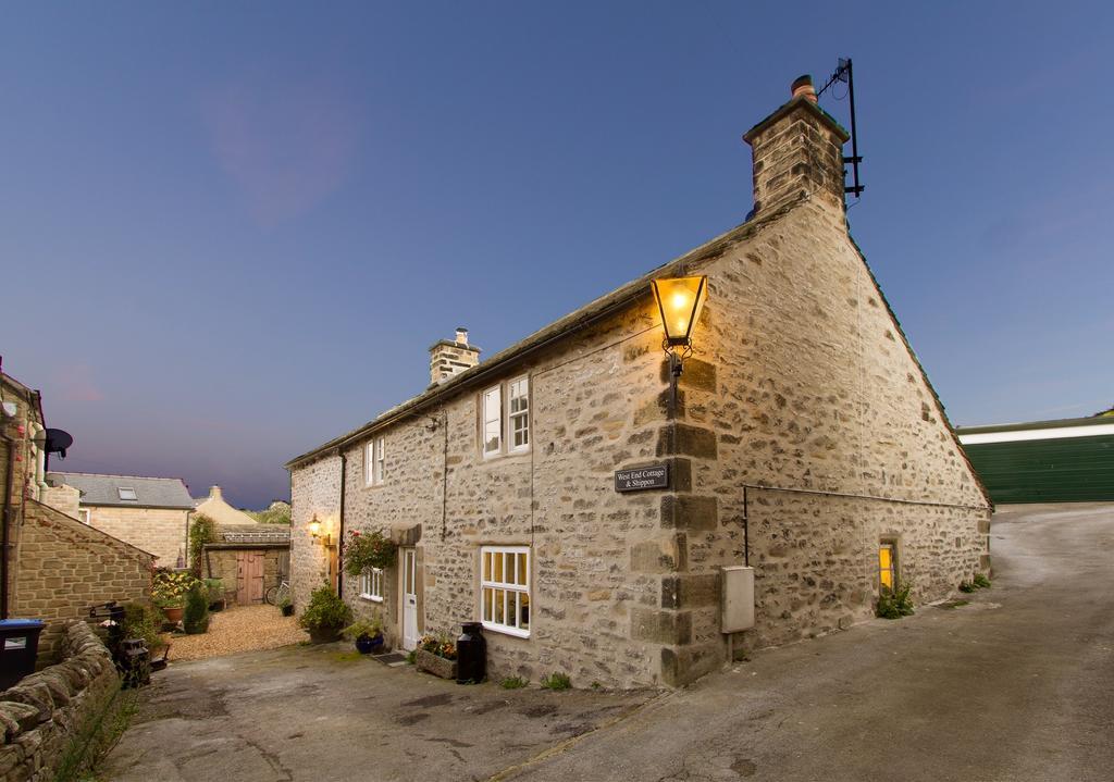 West End Cottage And Shippon Eyam Bagian luar foto